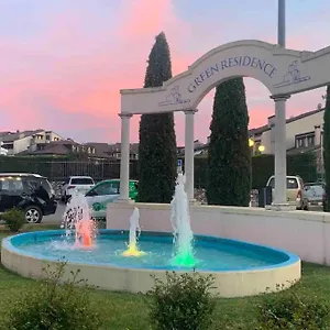 And Pools Desenzano del Garda